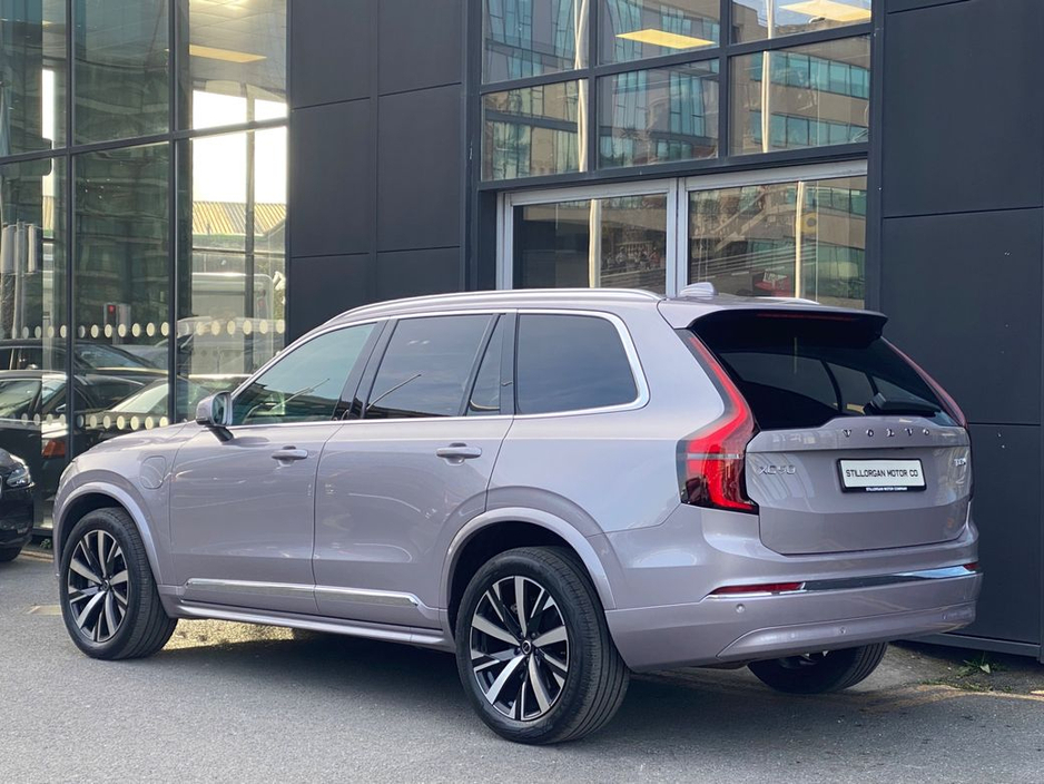 2025 Volvo XC90 - image 7