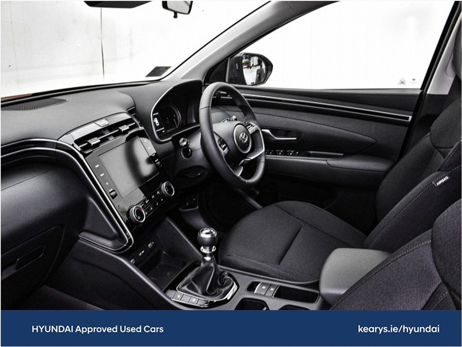 2022 Hyundai Tucson - image 5