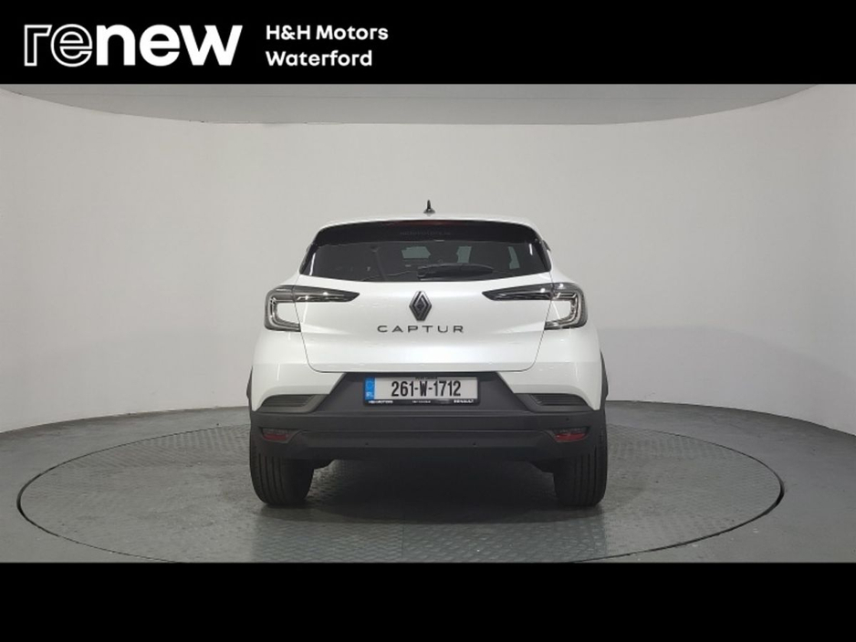 2026 Renault Captur - image 10