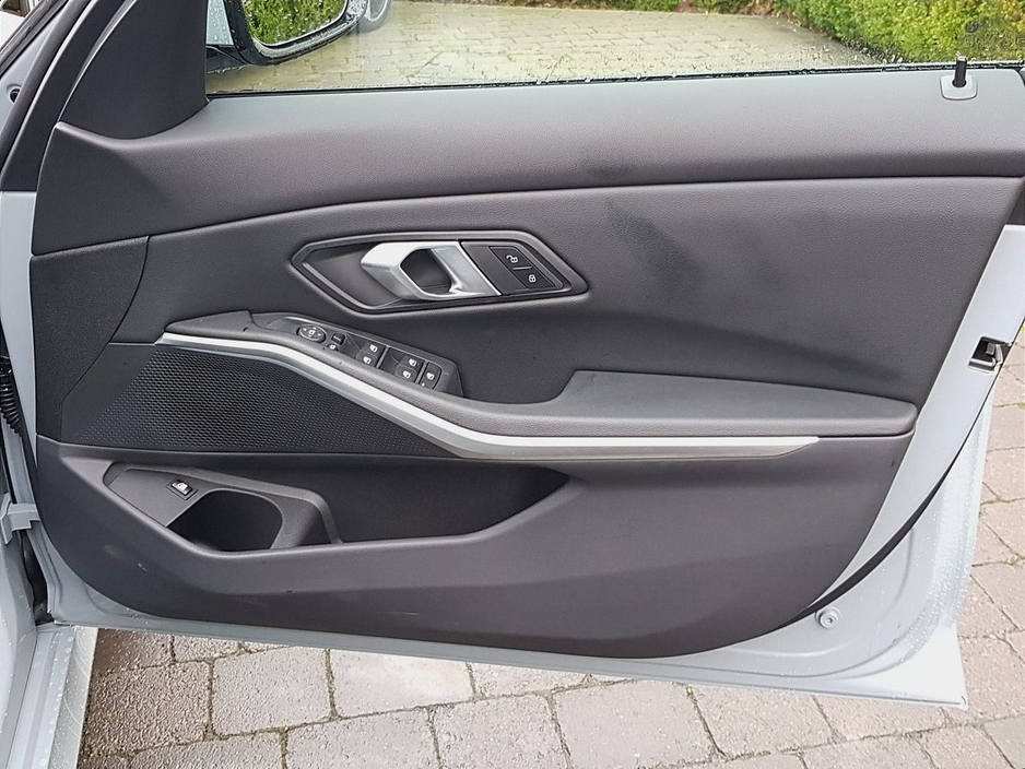 2026 BMW 3 Series - image 21