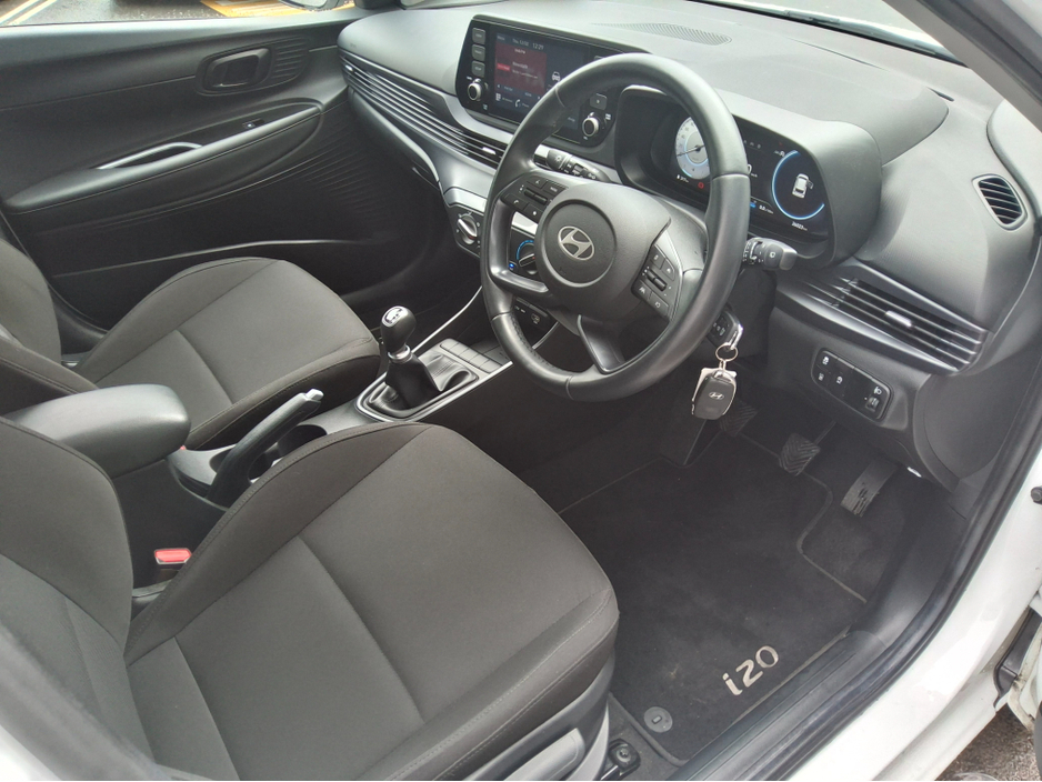 2024 Hyundai i20 - image 8