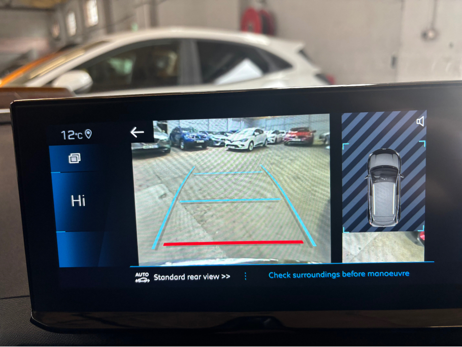 2023 Peugeot 3008 - image 11