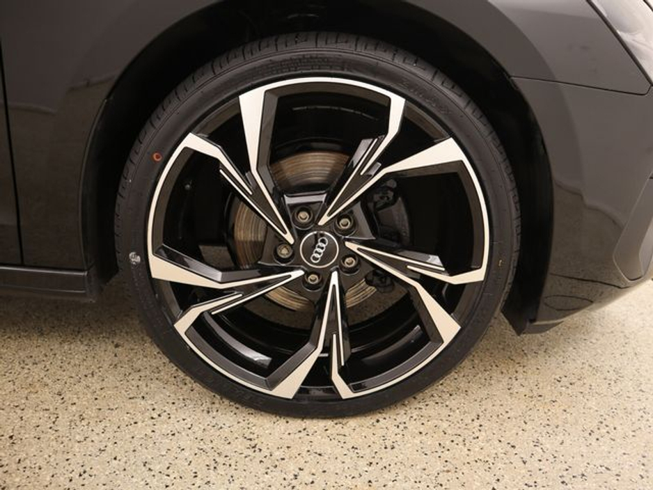 2022 Audi A3 30 TDI 116HP SE €24,750