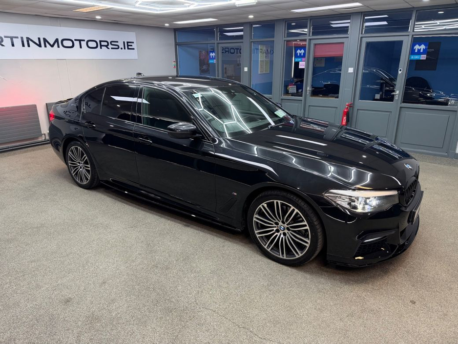 2019 BMW 5 Series - image 10