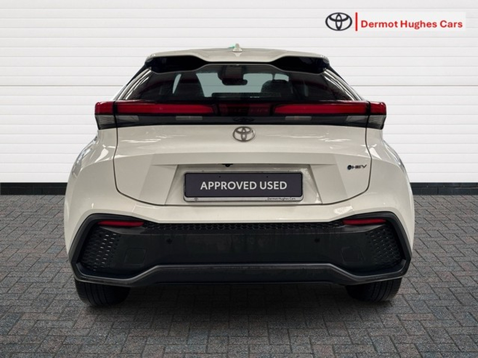 2024 Toyota C-HR - image 4