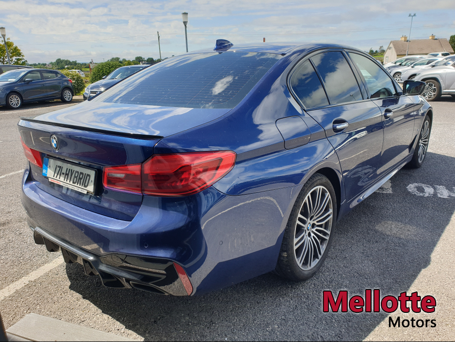 2017 BMW 5 Series - image 5