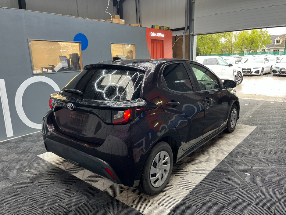 2020 Toyota Yaris - image 2