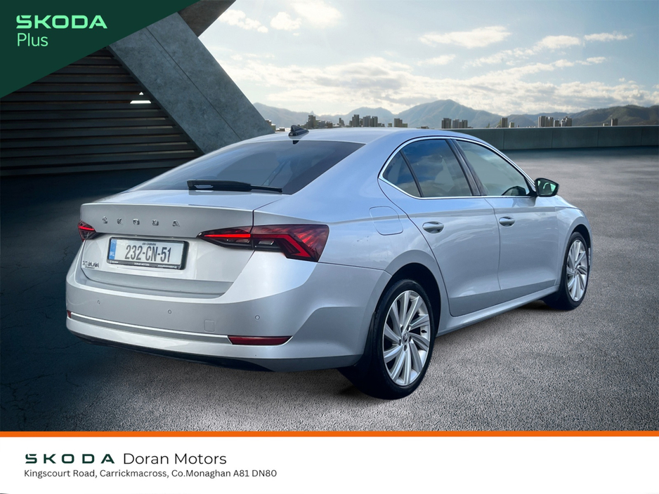 2023 Skoda Octavia - image 11