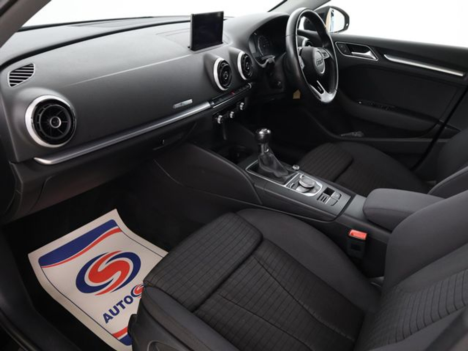 2017 Audi A3 - image 16