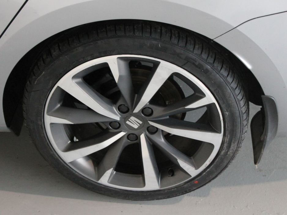 2021 SEAT Leon - image 31