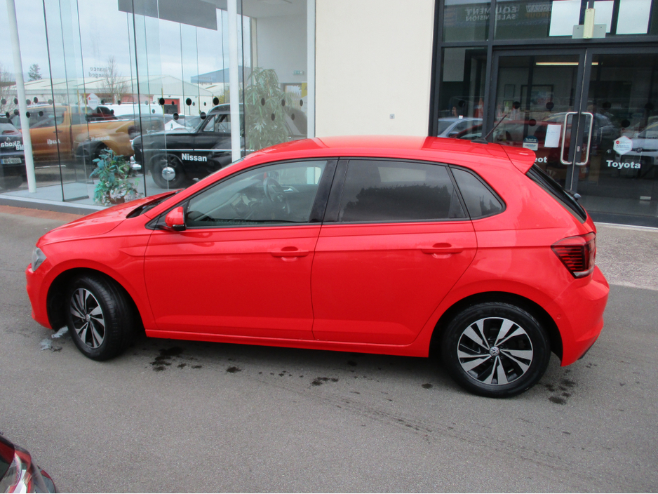 2019 Volkswagen Polo - image 9
