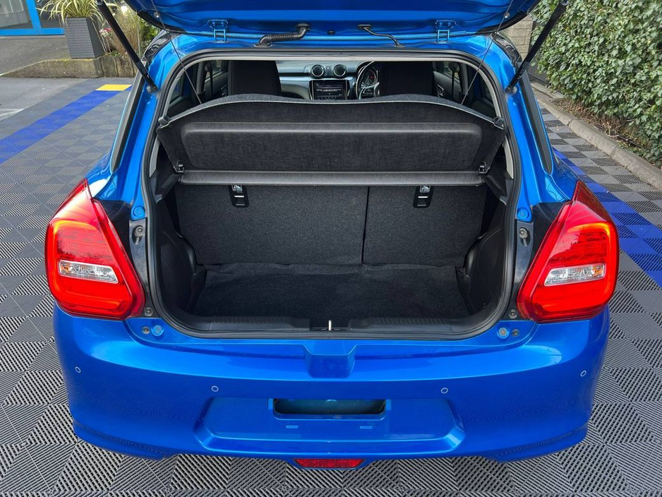 2021 Suzuki Swift - image 13