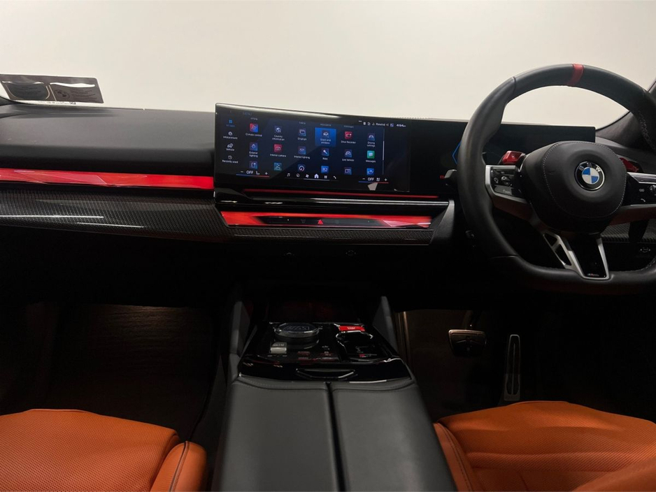 2025 BMW M5 G90 M5 Saloon