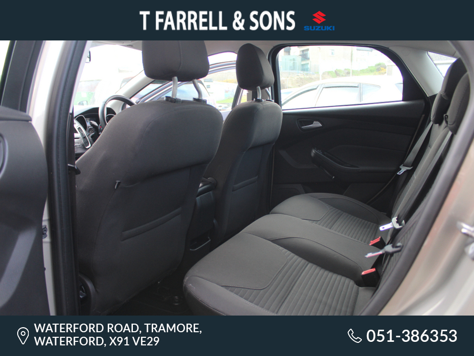 2018 Ford Focus - image 9