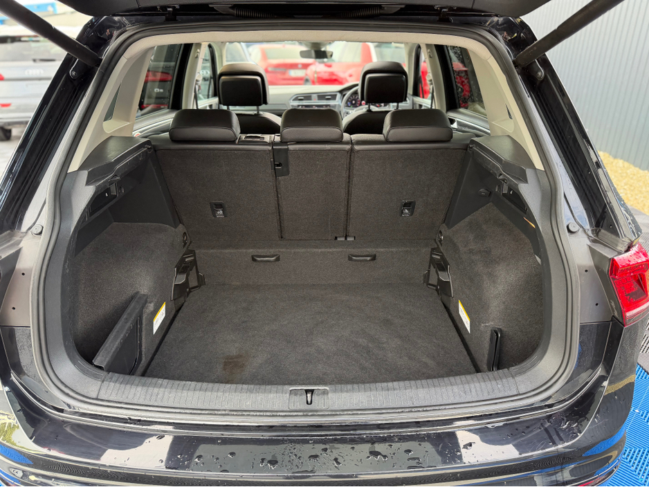 2020 Volkswagen Tiguan R-LINE BLACK EDT - 1.5 PETROL - AUTO - 12M WARRANTY - CAR: 1744 €34,950