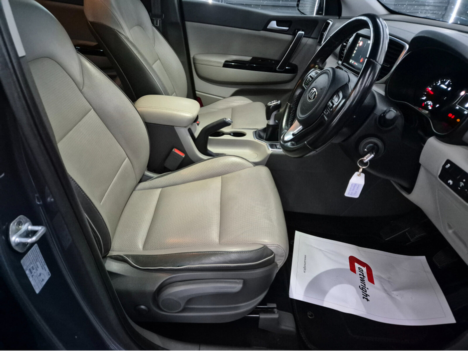 2018 Kia Sportage - image 7