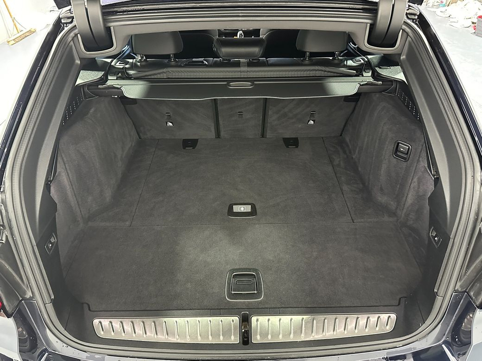 2021 BMW 5 Series 520D M Sport Touring €40,800