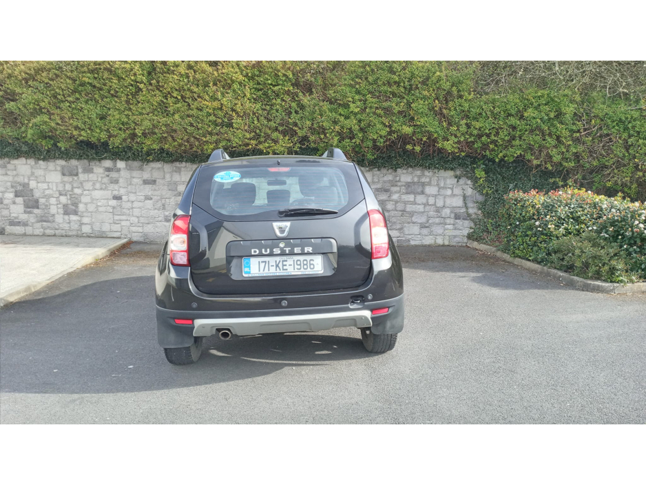 2017 Dacia Duster - image 11