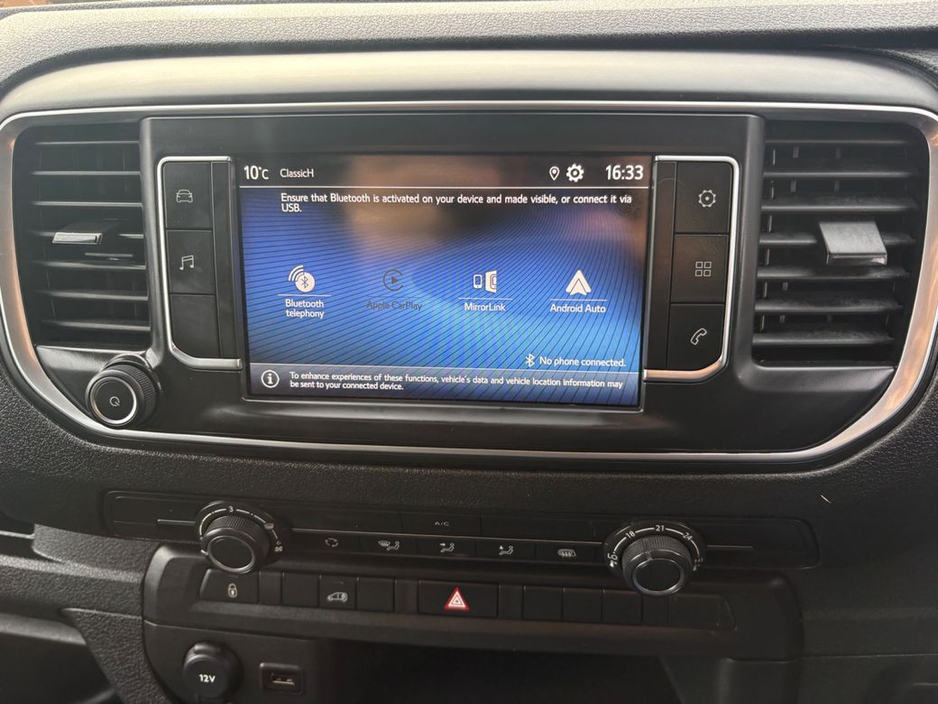 2024 Toyota Proace - image 12