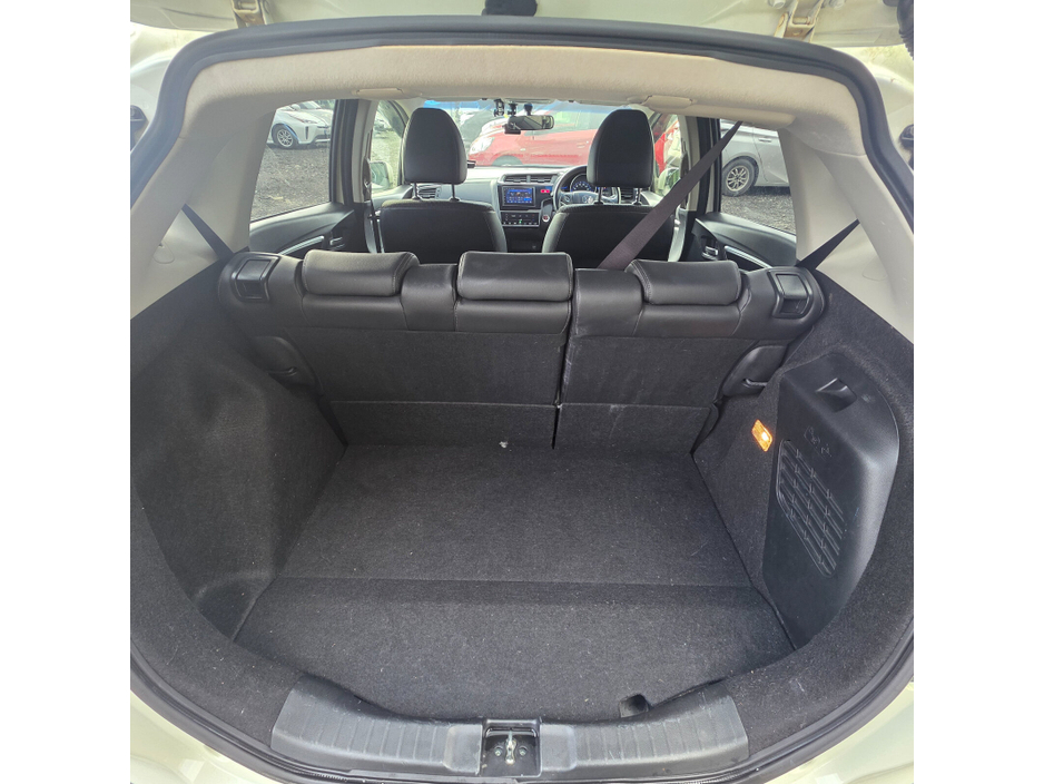 2014 Honda Fit - image 14