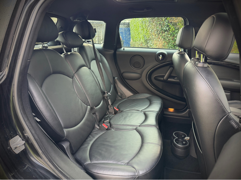 2016 MINI Countryman 1.6 Diesel Business Edition 5dr. €11,900