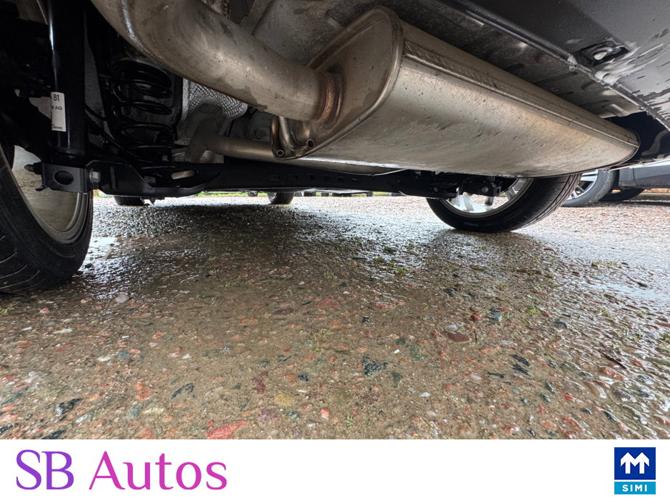 2017 Volkswagen Golf - image 15