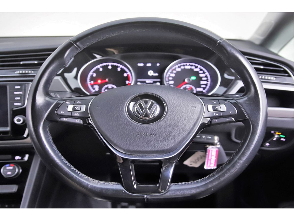 2017 Volkswagen Touran 1.4 TSI DSG COMFORTLINE *REVERSE CAM*CARPLAY*ANDROID AUTO*PARK SENSORS* €17,890