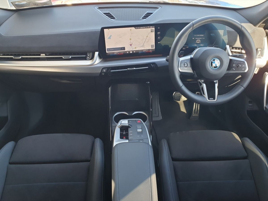 2025 BMW iX2 - image 4