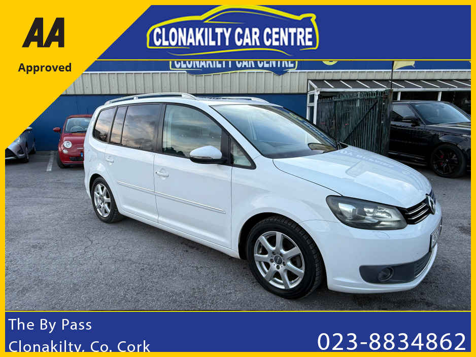 2011 Volkswagen Touran - image 4