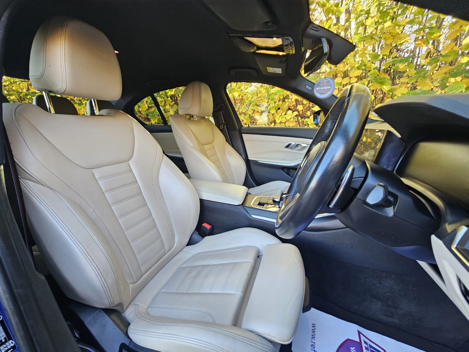 2019 BMW 3 Series - image 10