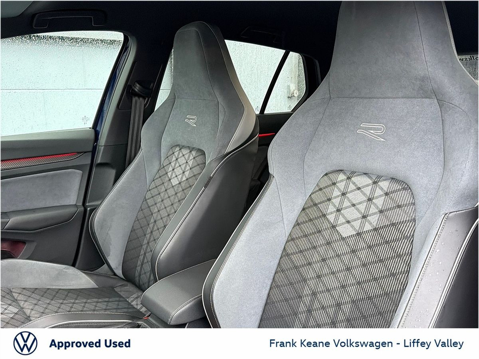 2024 Volkswagen Golf - image 21