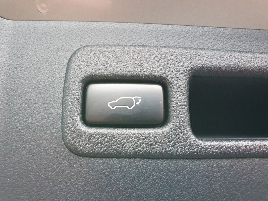 2016 Lexus NX 300 h F-SPORT * HALF LEATHER * 2.5 SELF CHARGING HYBRID