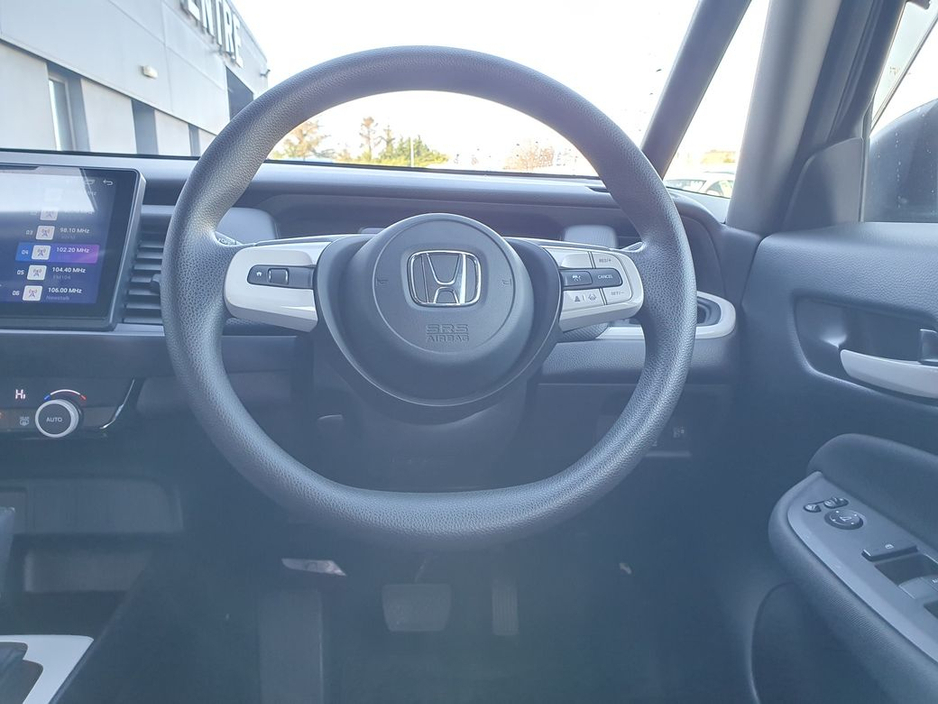 2020 Honda Jazz - image 12