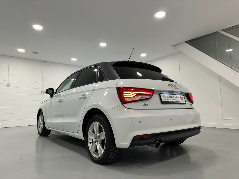 2016 Audi A1 - image 13