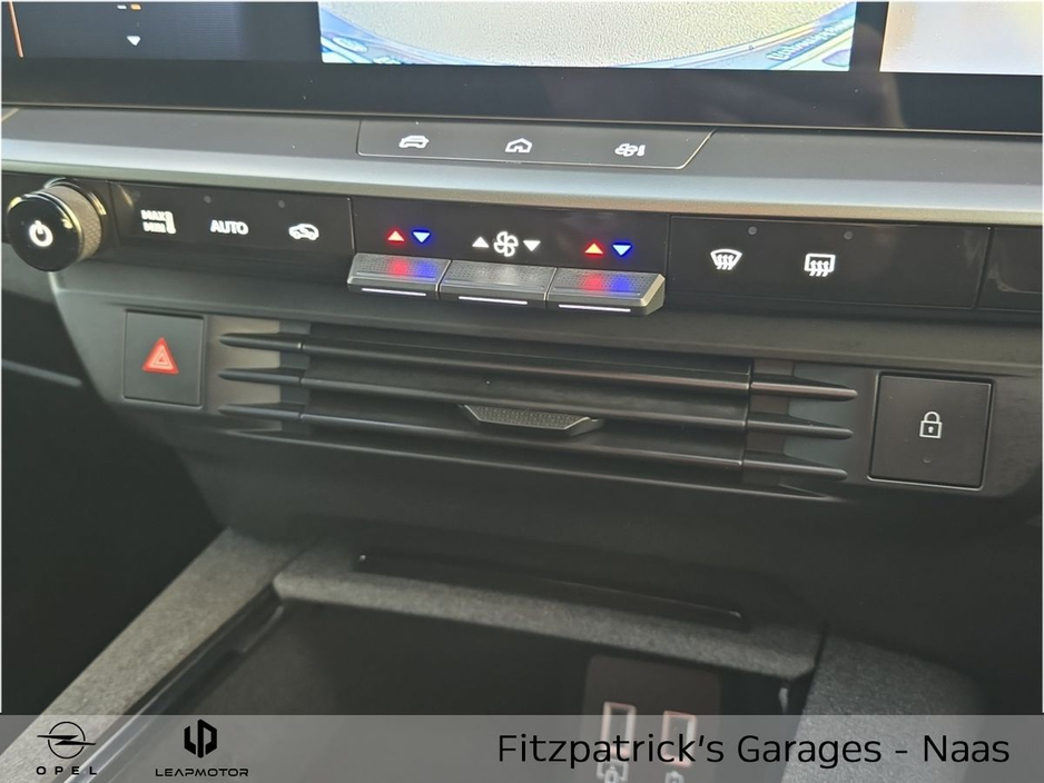 2025 Opel Grandland GS 73 kWh BEV Demo with 3.9% Finance Available & Price Includes €1,000 Scrappage Allowance €38,950