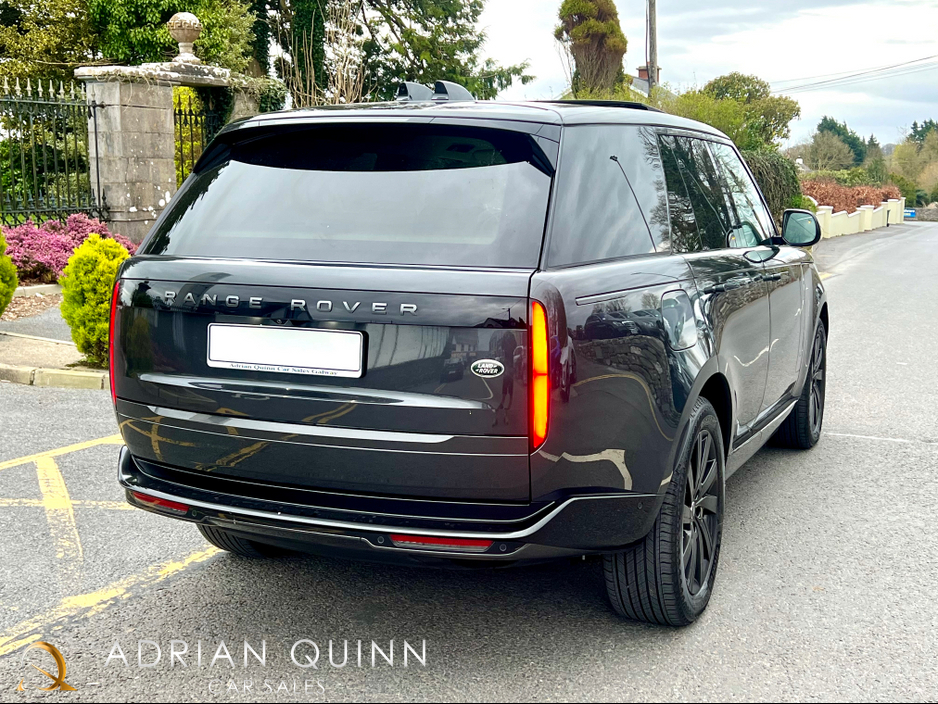 2023 Land Rover Range Rover - image 5
