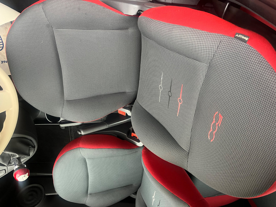 2015 Fiat 500 - image 8