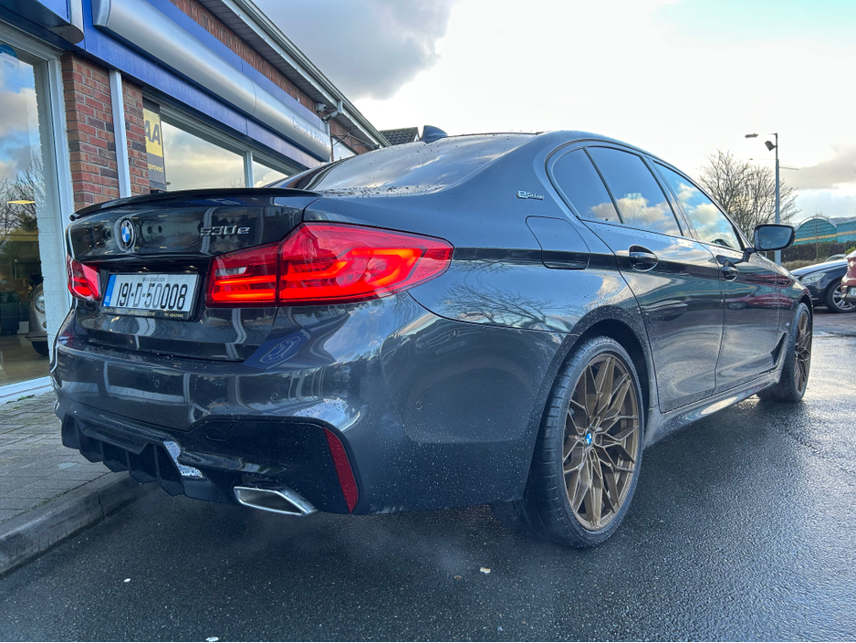 2019 BMW 5 Series M-Sport Performance Pack - Stunning Bronze Alloy Upgrade - Trade-in Welcome & finance arranged - Nct & Tax - Assured Dealer Warranty - €26,950