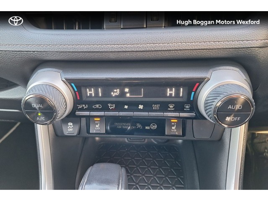 2021 Toyota Rav4 - image 18