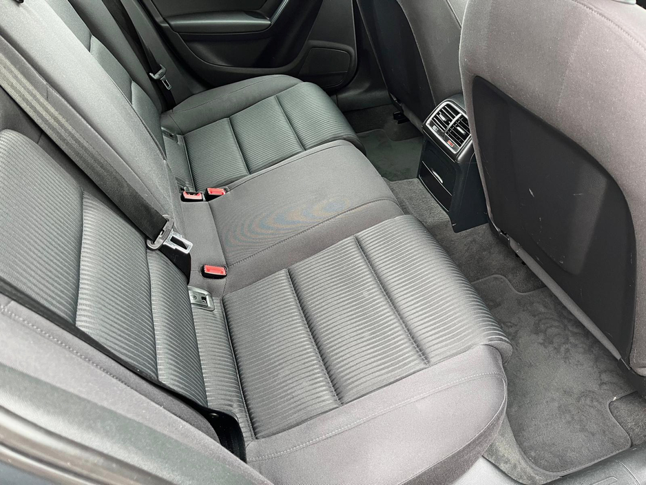 2014 Audi A4 - image 10