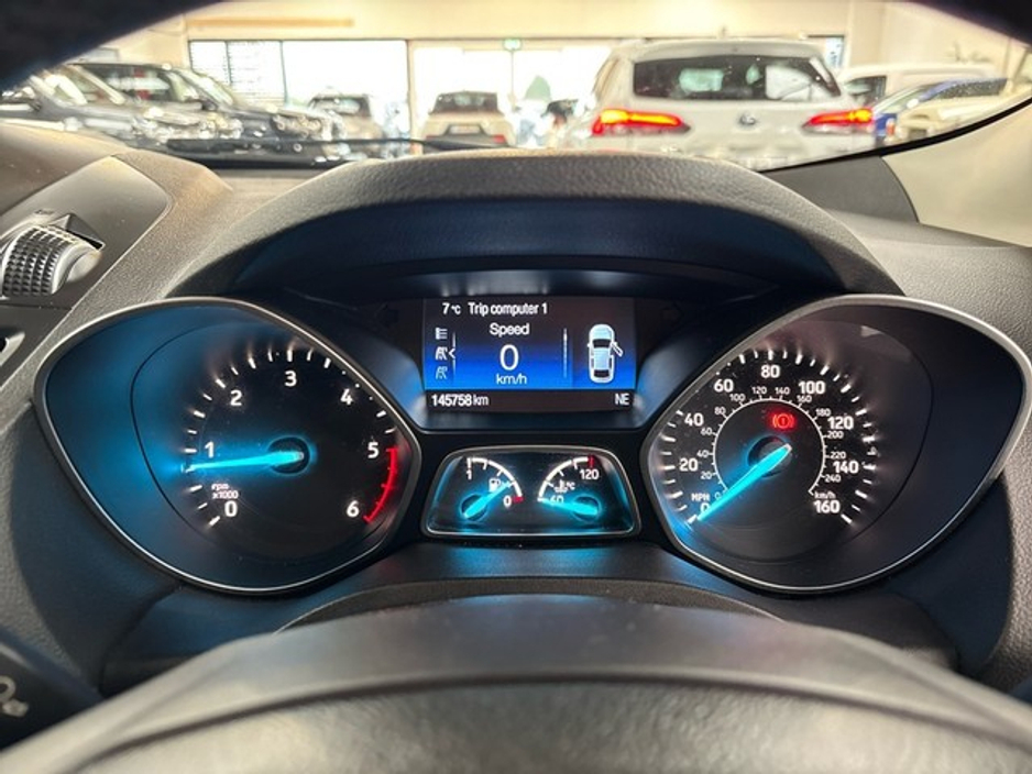 2018 Ford Kuga - image 11