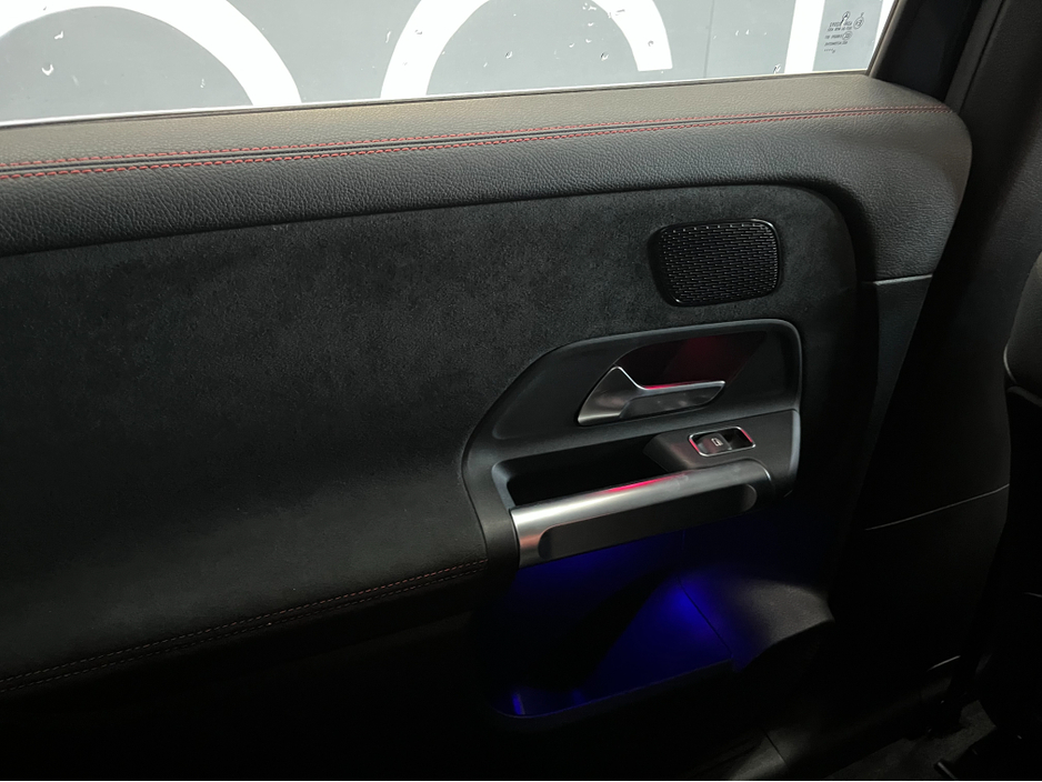 2023 Mercedes-Benz EQB - image 19