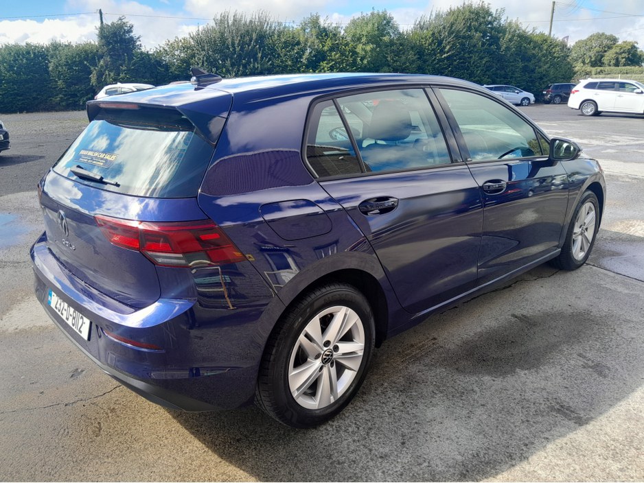 2023 Volkswagen Golf LIFE 2.0 TDI 115HP 5DR €27,950