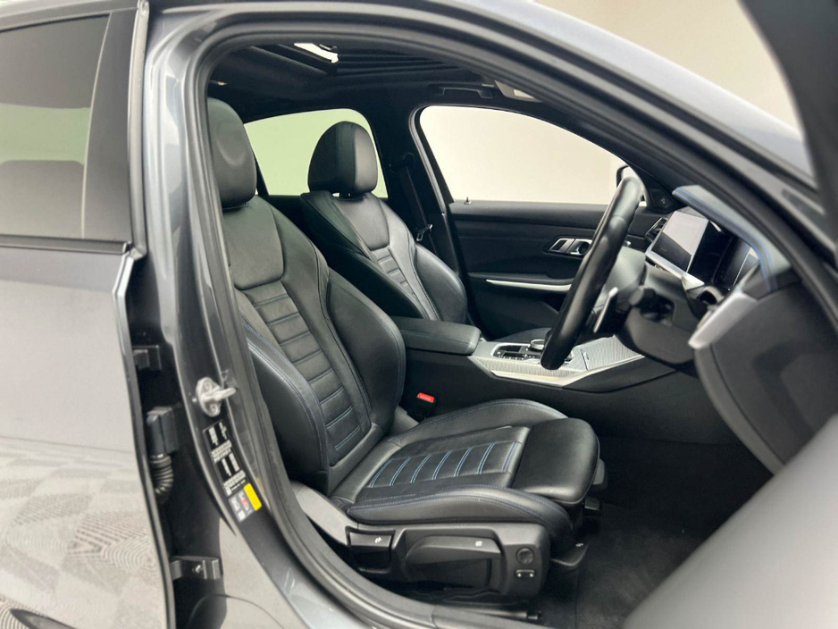 2021 BMW 3 Series 330E M SPORT *SUNROOF* €31,990