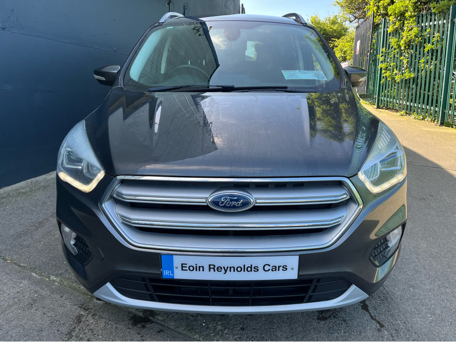 2018 Ford Kuga - image 3
