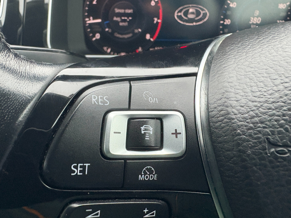 2018 Volkswagen Golf  €16,500