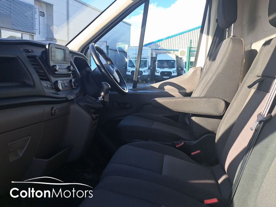 2021 Ford Transit - image 10