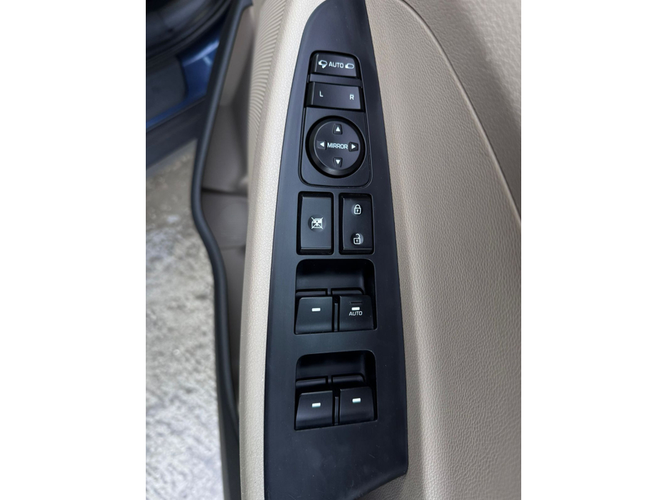 2017 Hyundai Tucson 1.7 EXECUTIVE 5DR €14,999