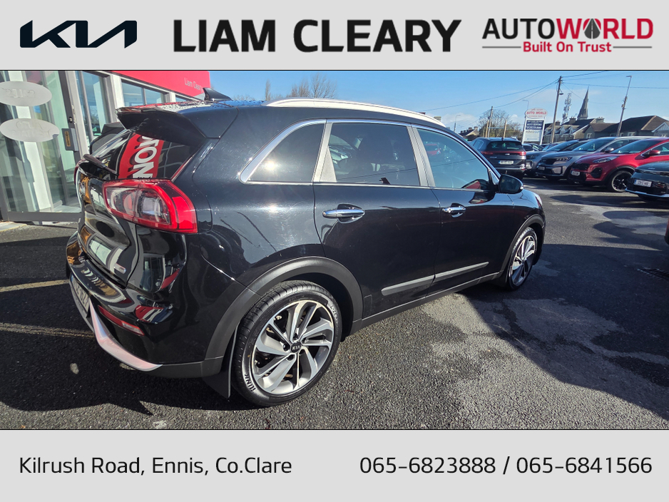 2017 Kia Niro - image 3