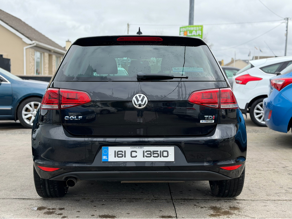 2016 Volkswagen Golf - image 5